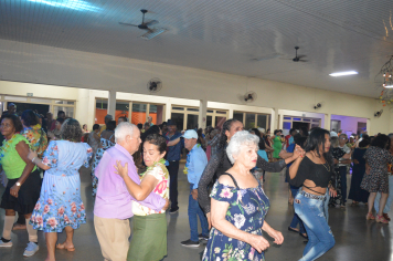 Foto - Baile Havaiano Melhor Idade