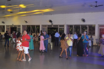 Foto - Baile da Melhor Idade Mês das Mulheres