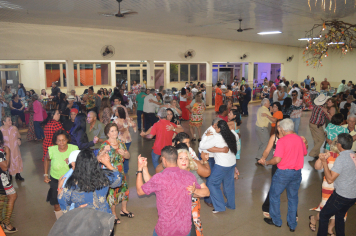 Foto - Baile Havaiano Melhor Idade