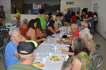 Foto - Festiva de fim de ano no Fundo Social