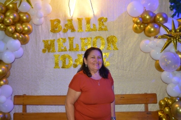 Foto relacionada - Guaíra coroa a elegância da maturidade em noite de glamour e alegria