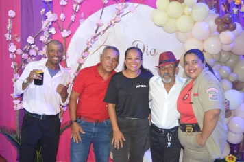 Foto relacionada - Baile da Melhor Idade celebra Mês da Mulher com solidariedade em Guaíra