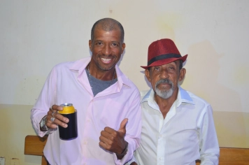 Foto relacionada - Baile da Melhor Idade celebra Mês da Mulher com solidariedade em Guaíra