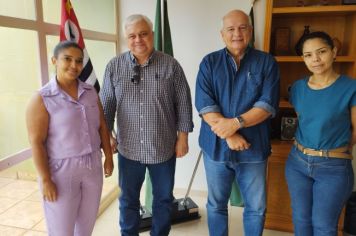 Prefeito Junão anuncia novo cirurgião geral para o município