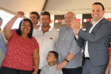 Cerimônia das primeiras 102 casas populares de Guaíra conta com presença do vice-governador de SP