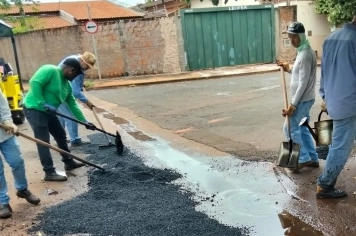 Guaíra mantém Operação Tapa-Buracos em diversos pontos nesta semana