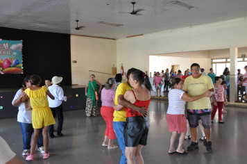 Melhor Idade celebra a páscoa com festiva animada e solidária