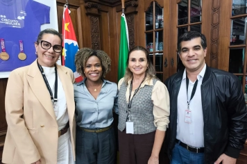 Guaíra apresenta projetos de modernização esportiva em agenda na Secretaria de Esportes do Estado