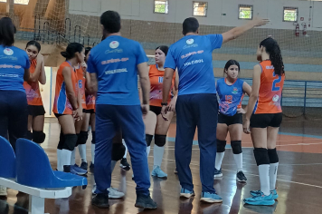 Guaíra enfrenta Rio Preto pela Liga APV de Vôlei