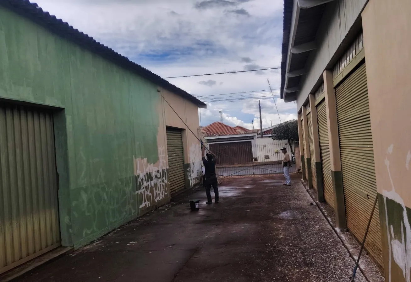 Guaíra reforma antiga CATI para a Diretoria de Agricultura