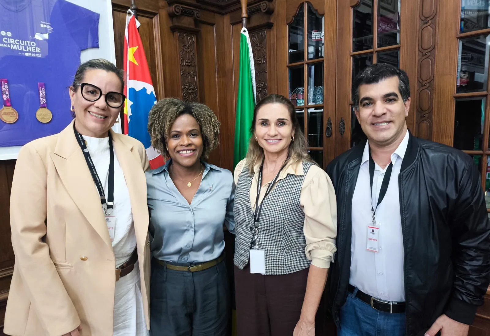 Guaíra apresenta projetos de modernização esportiva em agenda na Secretaria de Esportes do Estado