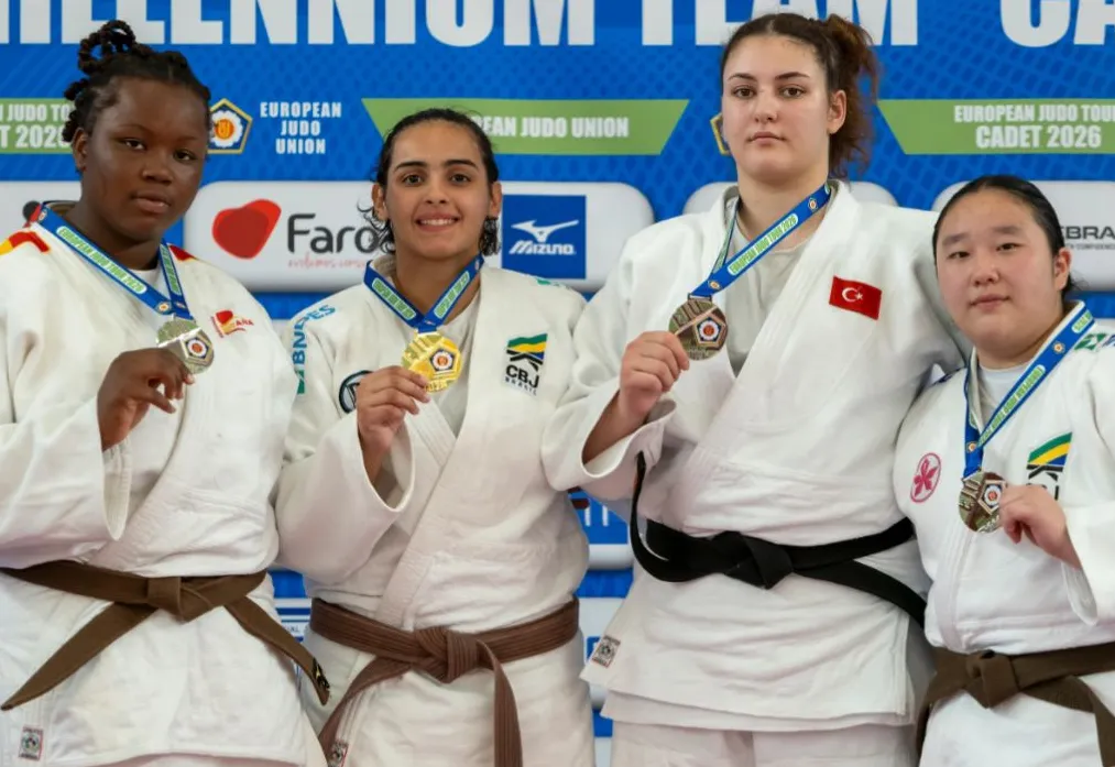 Judô de Guaíra brilha no mundo: atletas do projeto municipal conquistam o ouro em Portugal e no Brasileiro Sub-15