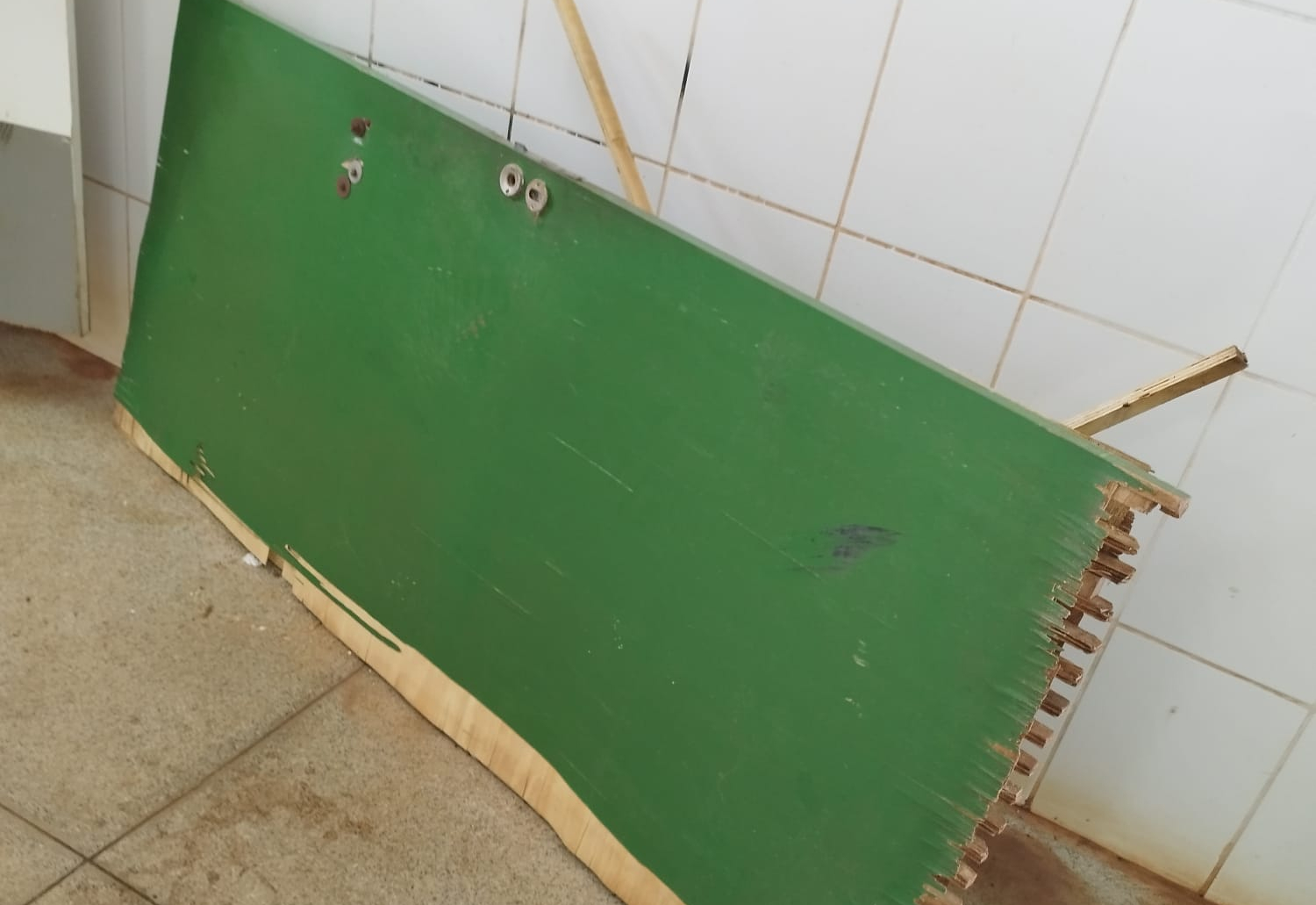 VANDALISMO ATINGE RODOVIÁRIA 