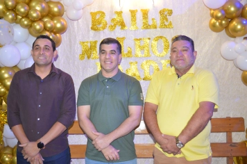 Foto relacionada - Guaíra coroa a elegância da maturidade em noite de glamour e alegria