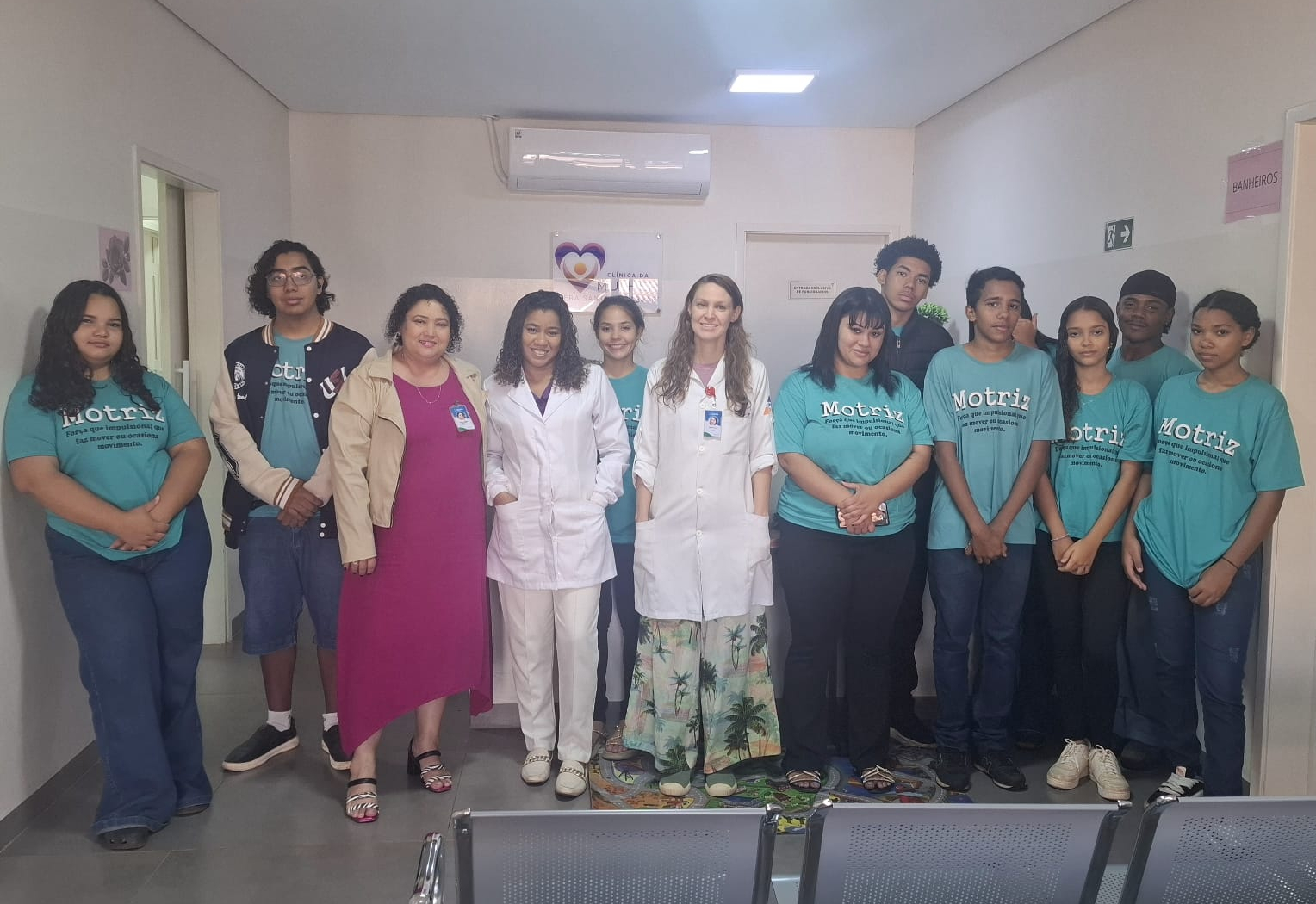 Estudantes da SOS visitam nova Clínica da Mulher em Guaíra